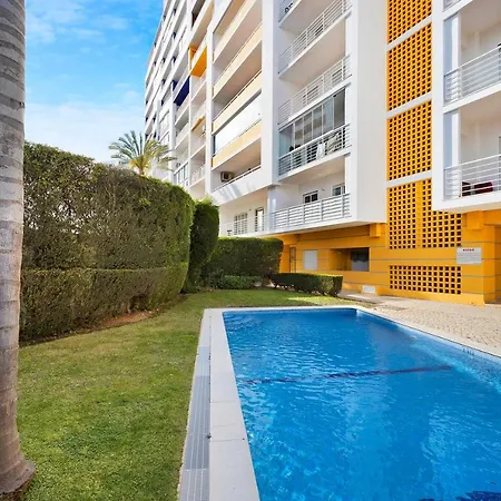 Altumar Apartment *